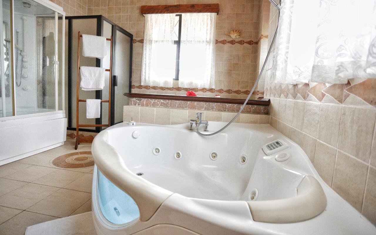 La Digue Emerald Villa Luaran gambar